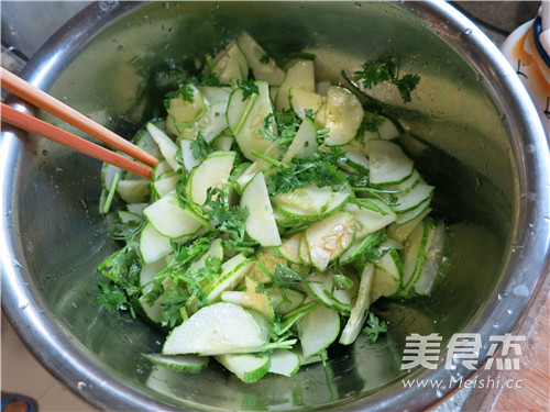 Crispy Ground Cucumber recipe