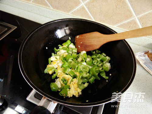 Northeastern Egg Chili Stir-fried Miso recipe