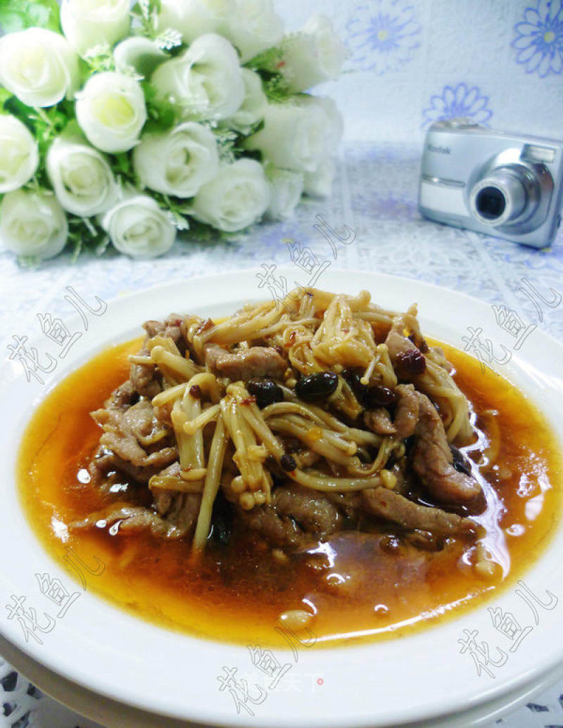 Stir-fried Enoki Mushroom with Lean Pork recipe