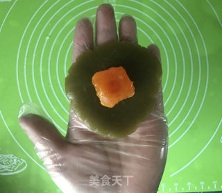 Matcha Lotus Paste and Egg Yolk Mooncakes recipe