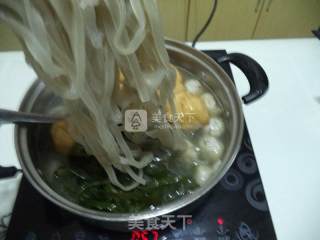 Seaweed Vermicelli Dumpling Pot recipe