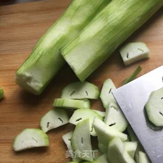 Loofah and Shrimp Soup recipe