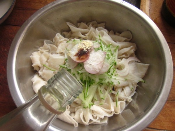 Cold Noodles with Sesame Sauce and Spicy Oil recipe