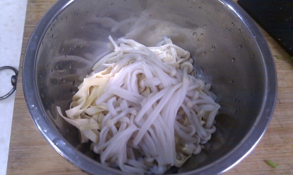 Shredded Enoki Mushroom recipe