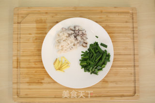 Stir-fried Cuttlefish with Leek recipe