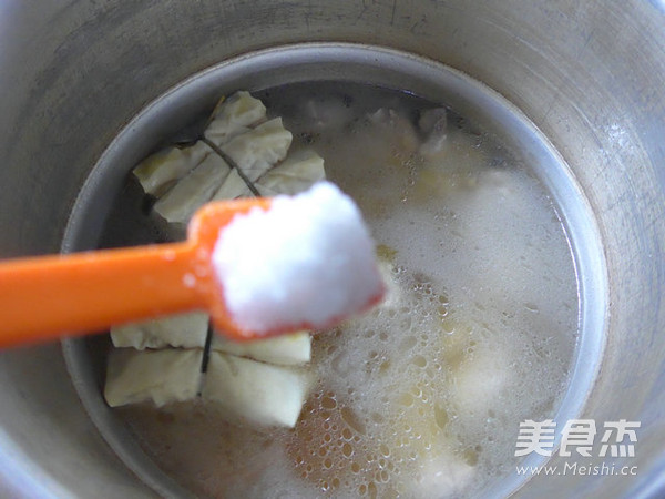 Noodle Knot Pork Ribs Soup recipe