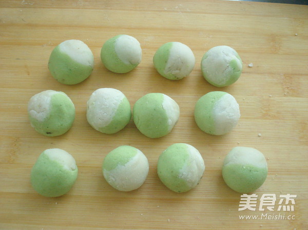 Jade Two-color Five-ren Glutinous Rice Balls recipe