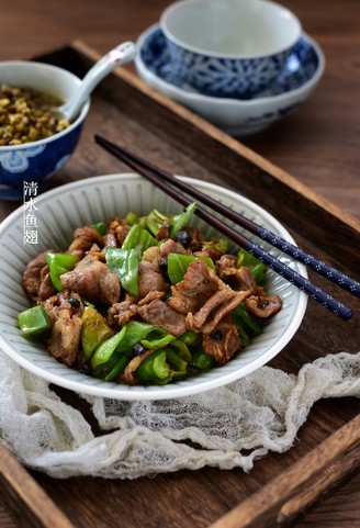 Stir-fried Pork with Tempeh and Green Pepper