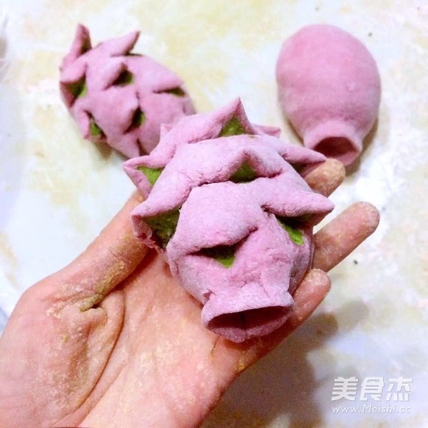 Imitation Dragon Fruit Steamed Bun recipe