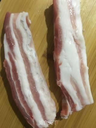 Fried Pork with Chili recipe