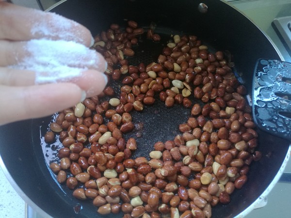 Deep-fried Peanuts, Crispy and Delicious, Will Not Regain Moisture in Three Days recipe