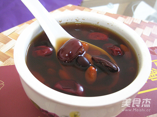 Chinese Wolfberry and Jujube Bean Soup recipe