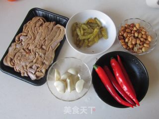 Double Pepper Sauteed Duck Intestines recipe