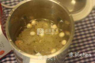 Lotus Seed Lily Tremella recipe