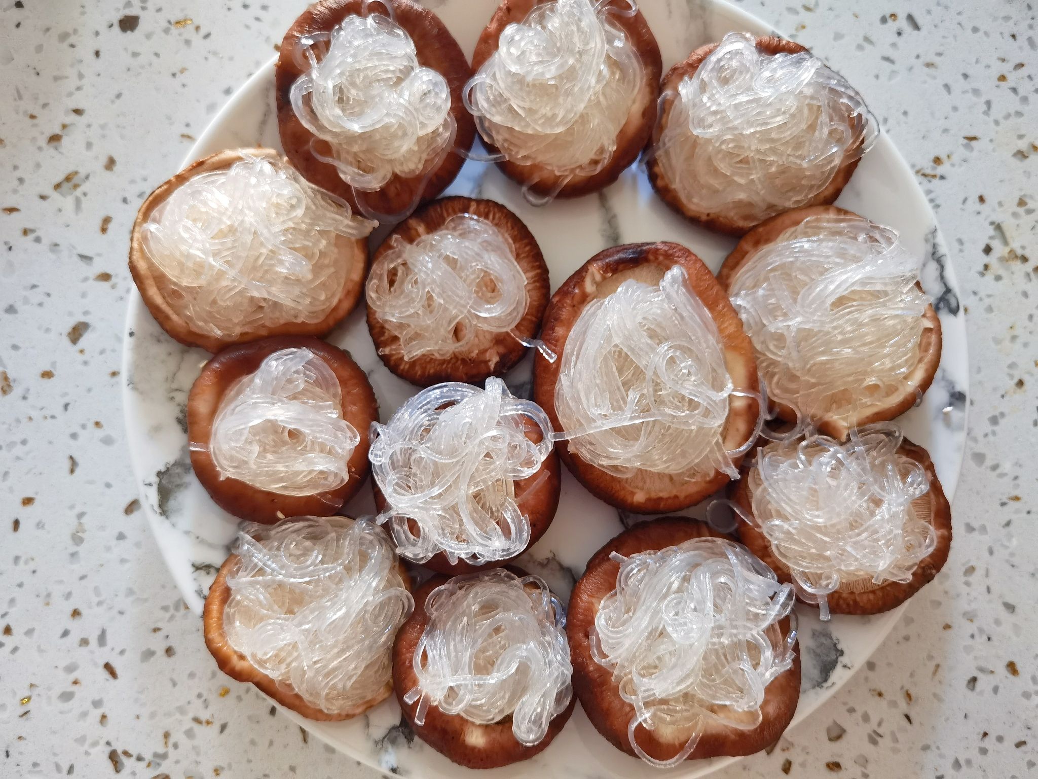 New Year's Eve Dinner-reunion Round Shiitake Mushroom Fans, Shiitake Mushrooms Do This, recipe