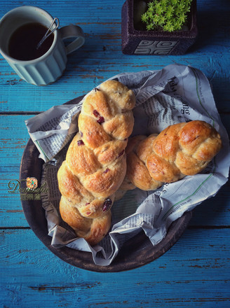 Sugar Cranberry Braid Bread recipe