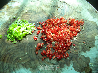 Chili Oil Mixed with Kelp Shreds recipe
