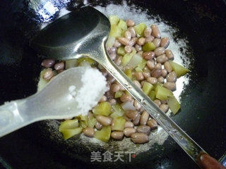Fried Mustard with Peanuts recipe
