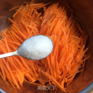 Steamed Shredded Carrots recipe