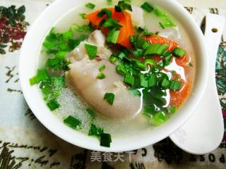 Radish Stewed Lamb's Feet Soup recipe