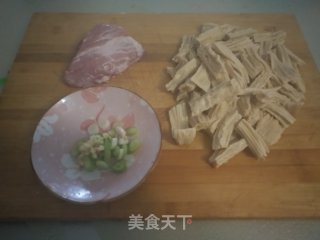 Fried Pork with Yuba recipe