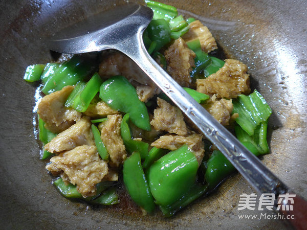 Fried Roasted Bran with Pepper recipe