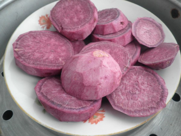 Buns Stuffed with Purple Sweet Potatoes recipe