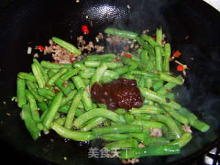 Spicy Dry Stir-fried Lentils recipe