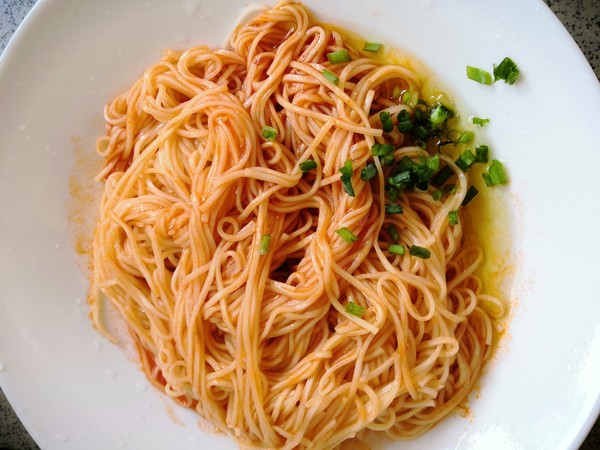 Tomato Sauce and Egg Noodles-fast Hand Noodles recipe