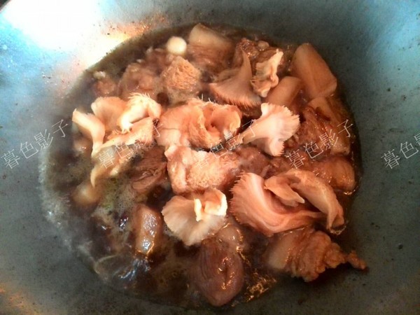 Hericium Red Braised Pork recipe