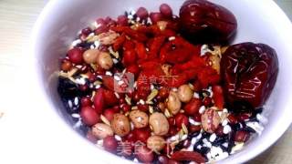 A Bowl of Health Porridge Every Day-chinese Wolfberry, Red Beans, Peanuts, Oats and Red Dates Porridge recipe