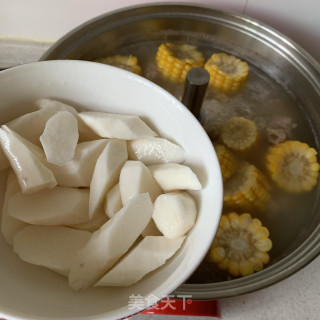 Corn Yam Pork Ribs Soup recipe