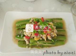 Steamed Loofah with Clams recipe