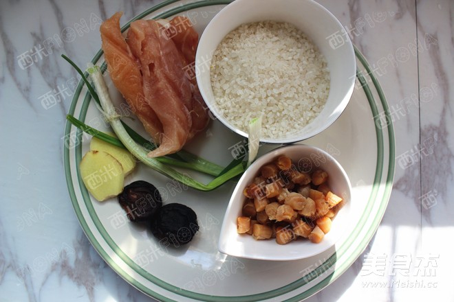 Congee with Scallops and Shredded Chicken recipe