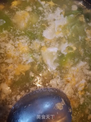 "lazy Meal" Lettuce and Egg Soup recipe