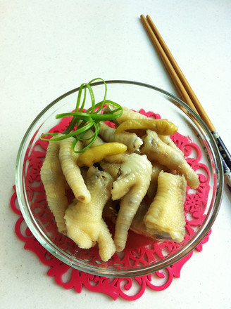 Marinated Chicken Feet with Pickled Peppers and Grains