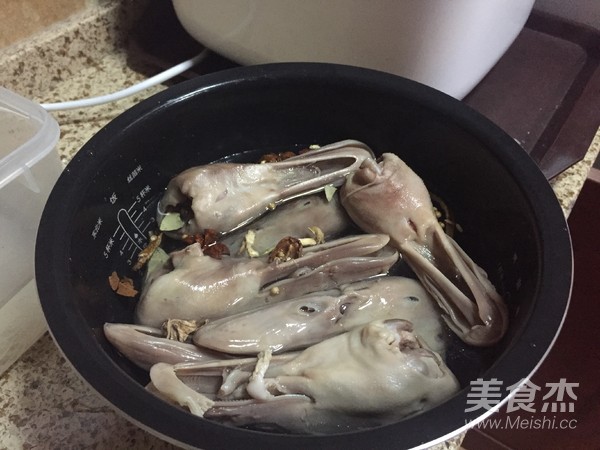 Braised Duck Head recipe