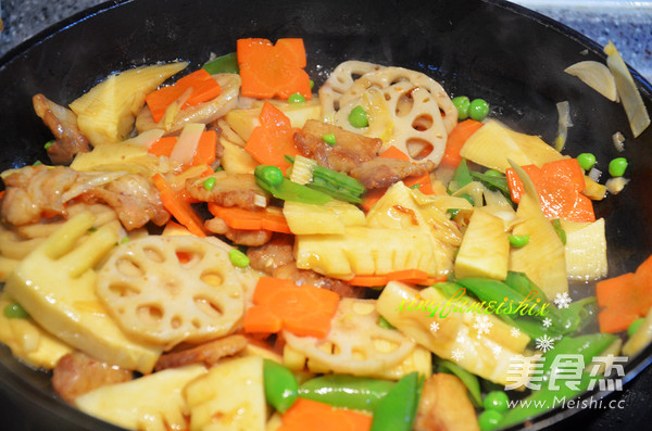 Assorted Fried Spring Bamboo Shoots recipe