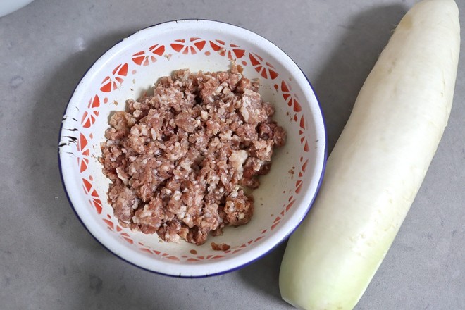 Lamb and Radish Vermicelli Dumplings recipe