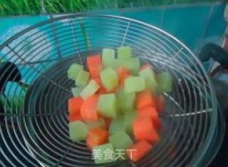 Colorful Fruit and Vegetable Salad recipe