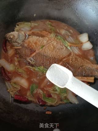 Side Fish Stewed Cabbage recipe