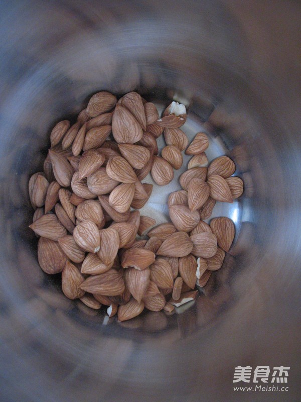 Homemade Almond Milk recipe