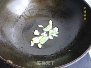 Lettuce Soy Pot Noodles recipe