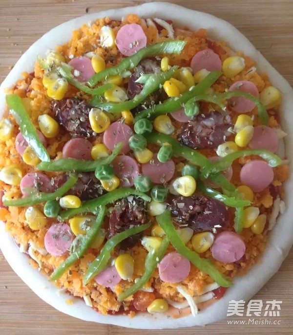 Egg Yolk Ham Pizza recipe