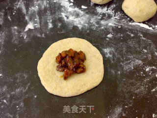 Sorghum Barbecued Pork Bun recipe