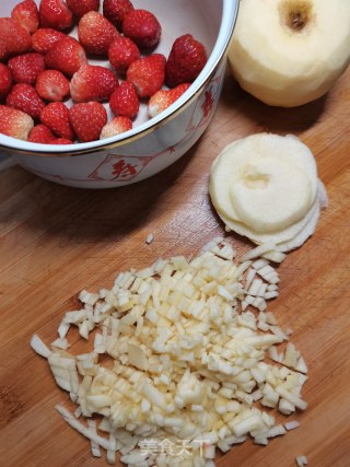 Strawberry Applesauce recipe