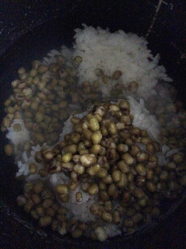 Chinese Wolfberry Mung Bean Porridge recipe