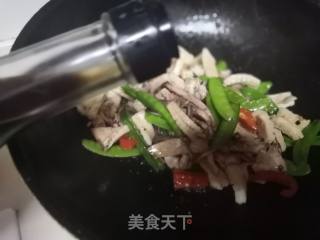 Fried Squid with Snow Peas recipe