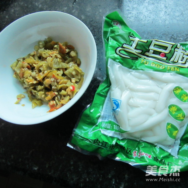 Hot and Sour Noodles recipe