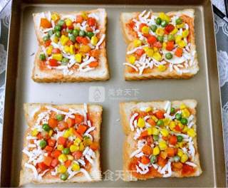 Toast Bacon Pizza recipe